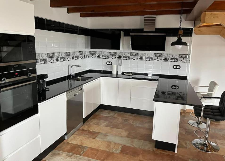La Casa Del Marinero Villa กูดีเยโร ภายนอก รูปภาพ